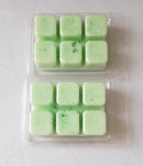 Masculine Aroma with pineapple and lime blend and a citrusy notes of bergamot. 70g and applicable for wax melt burner and Scentsy wax warmer.
